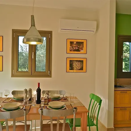 Elaia Villa